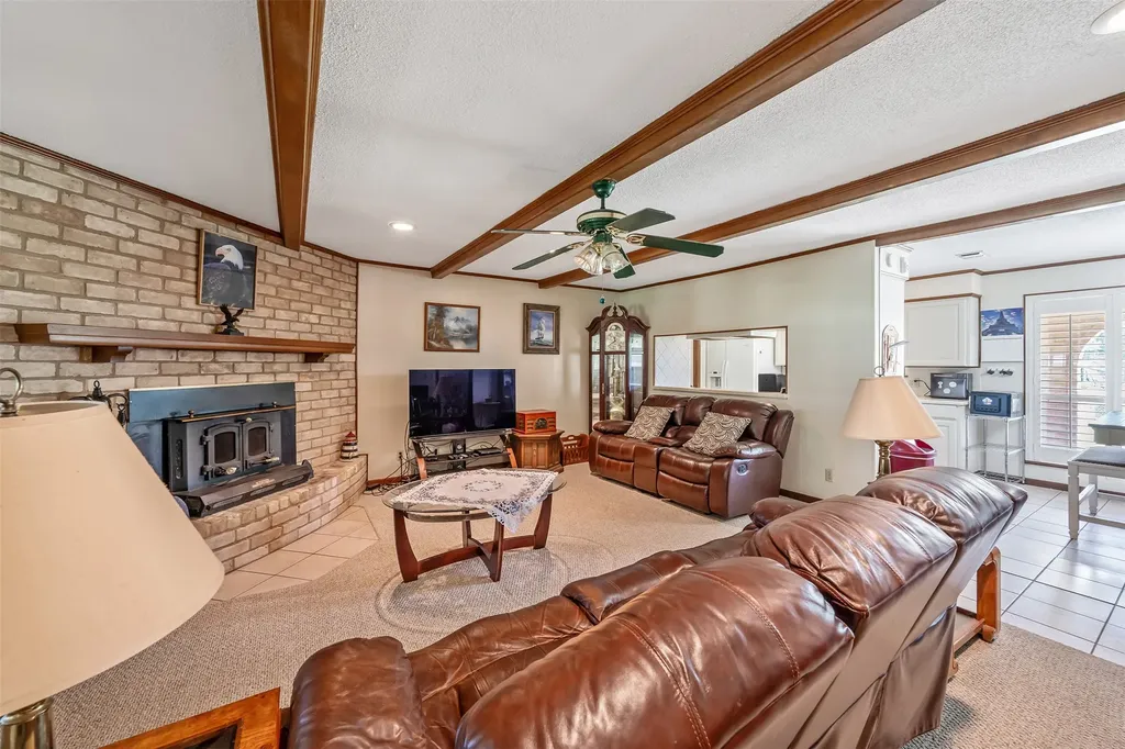 18448 County Road 138 Flint TX 75762