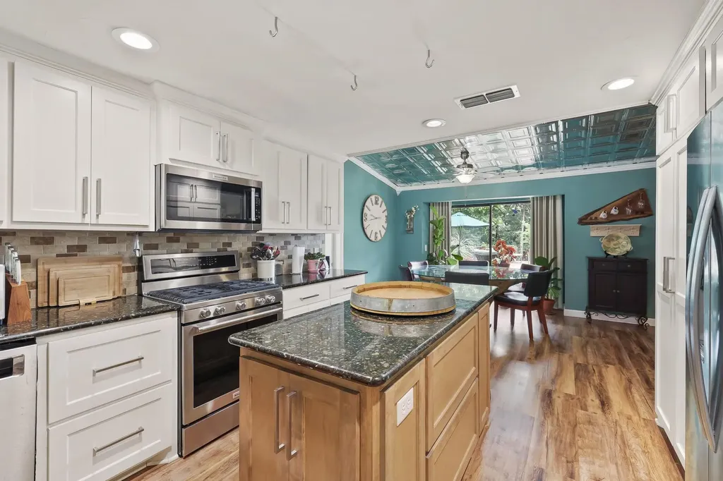 39 Windsor Drive Pottsboro TX 75076
