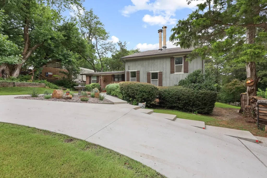 39 Windsor Drive Pottsboro TX 75076