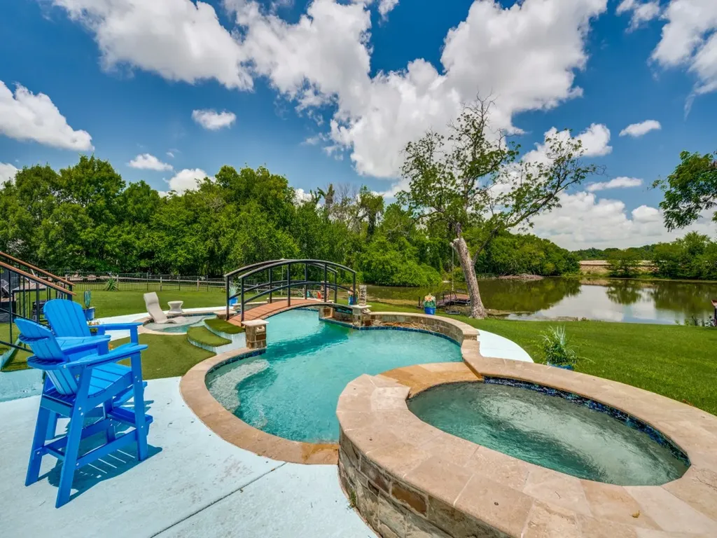 1549 Brook Lane Celina TX 75009