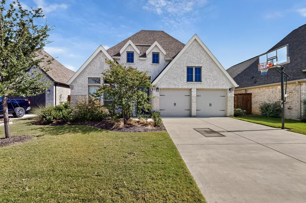 1419 Misty Pasture Mansfield TX 76063