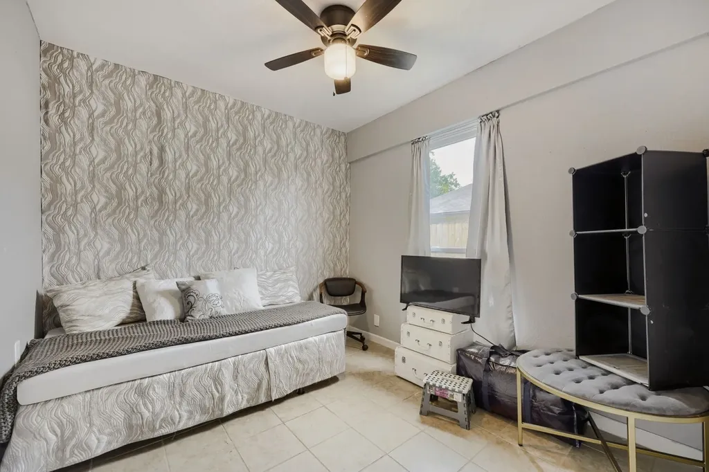 1443 Brook Meadow Circle Lancaster TX 75134