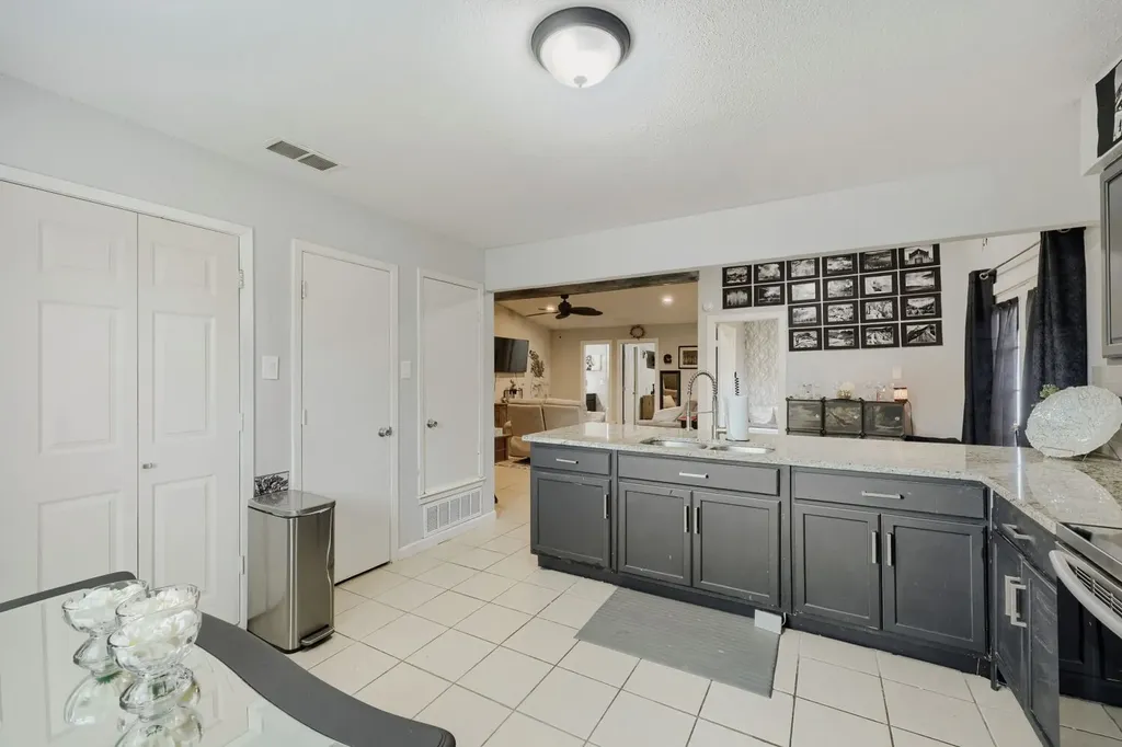 1443 Brook Meadow Circle Lancaster TX 75134