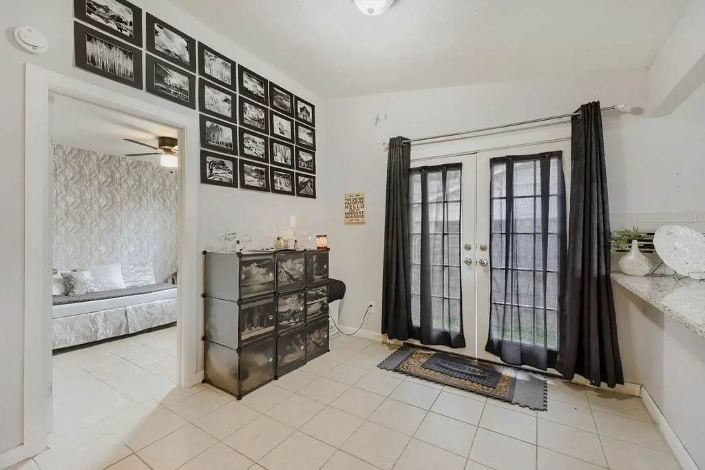 1443 Brook Meadow Circle Lancaster TX 75134