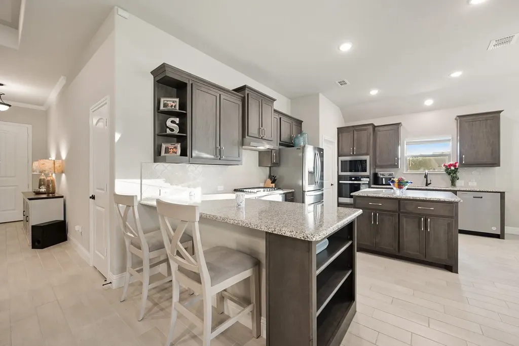 1802 Golden Meadow Court Cleburne TX 76033