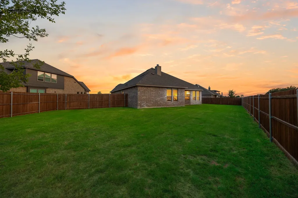 1802 Golden Meadow Court Cleburne TX 76033