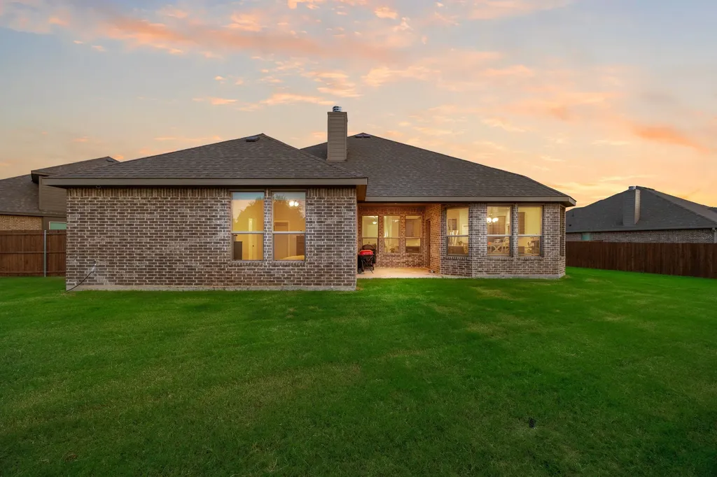 1802 Golden Meadow Court Cleburne TX 76033