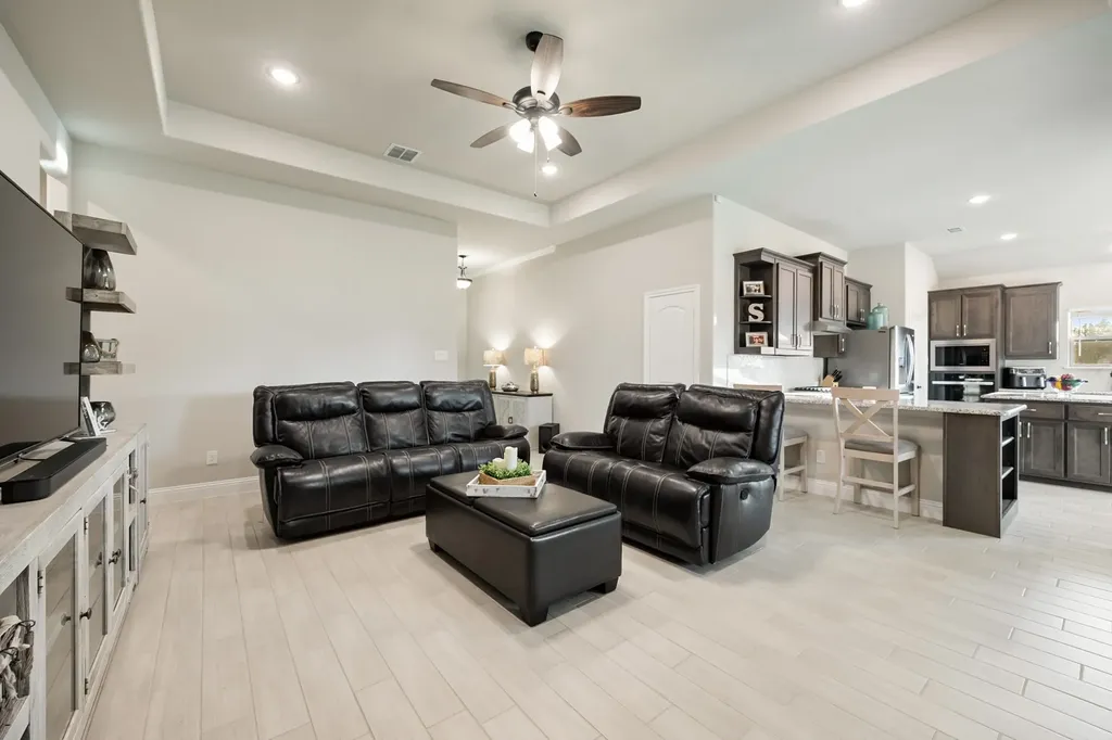 1802 Golden Meadow Court Cleburne TX 76033