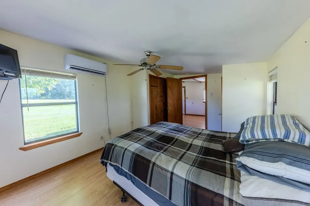 102 Sandy Main Road Scroggins TX 75480