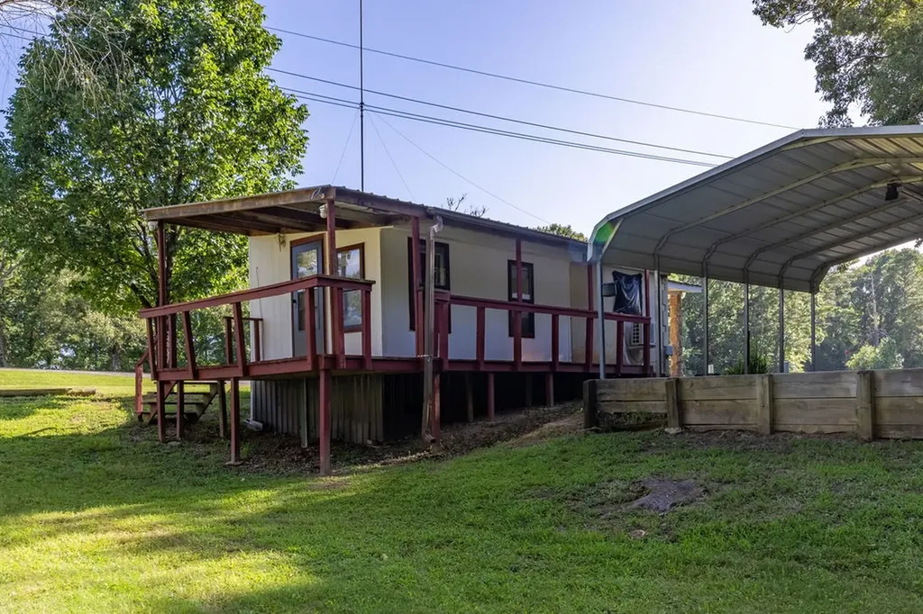 102 Sandy Main Road Scroggins TX 75480