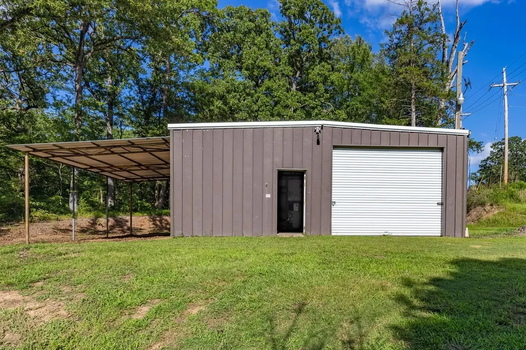 102 Sandy Main Road Scroggins TX 75480