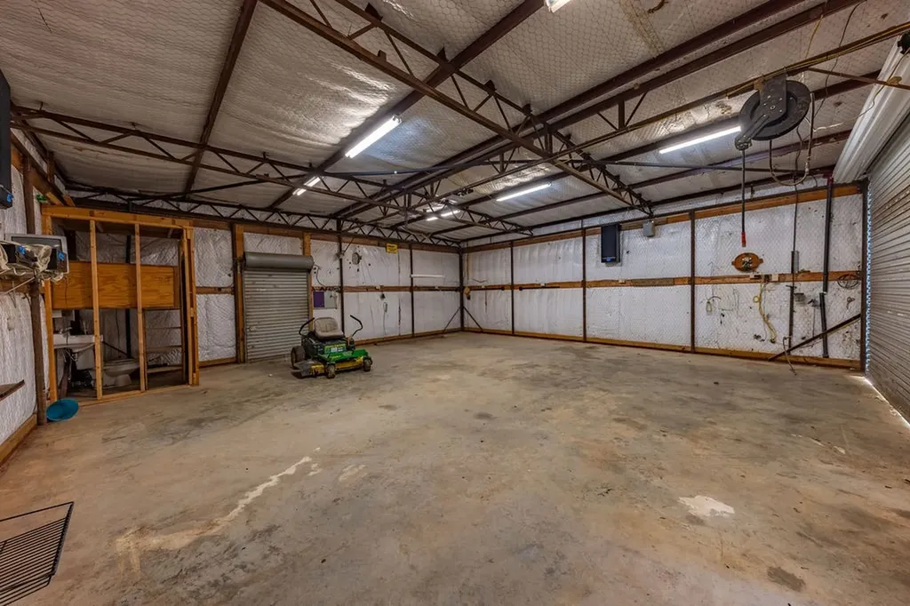 102 Sandy Main Road Scroggins TX 75480