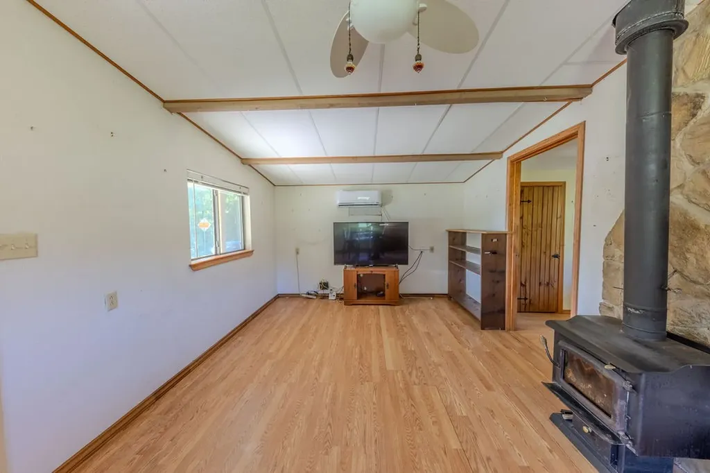 102 Sandy Main Road Scroggins TX 75480