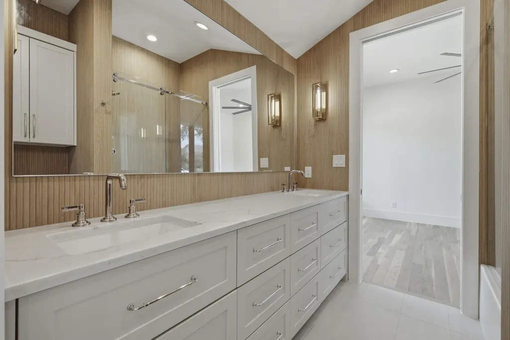 10254 Epping Lane Dallas TX 75229