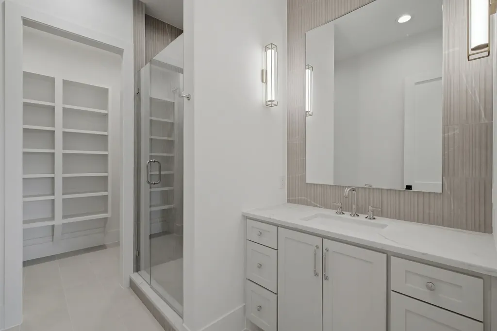 10254 Epping Lane Dallas TX 75229