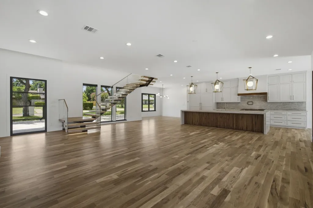 10254 Epping Lane Dallas TX 75229