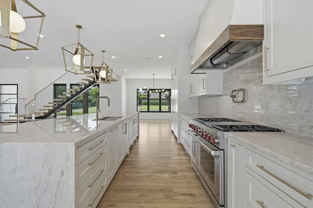 10254 Epping Lane Dallas TX 75229