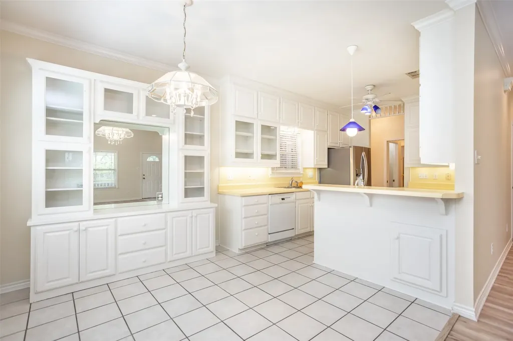 226 Gordon Street Gainesville TX 76240