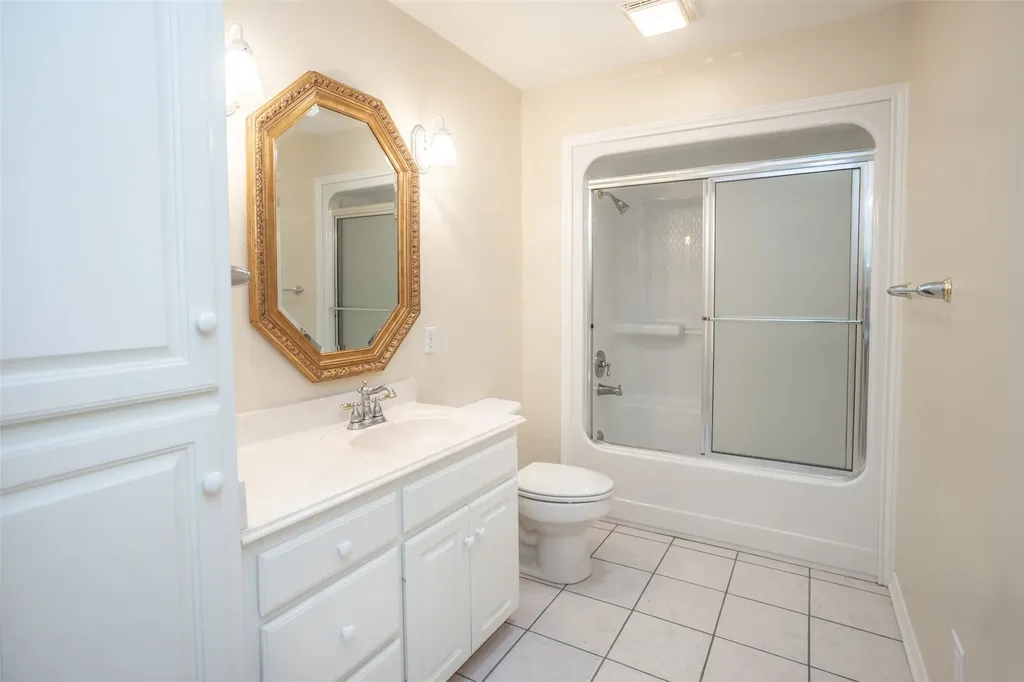 226 Gordon Street Gainesville TX 76240