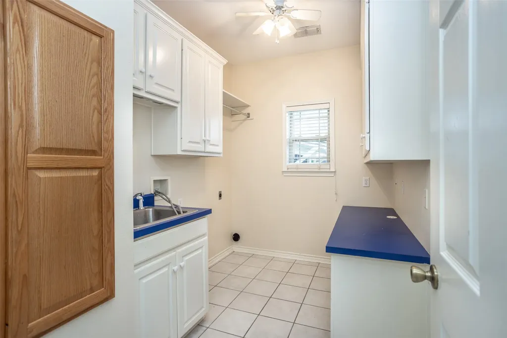 226 Gordon Street Gainesville TX 76240