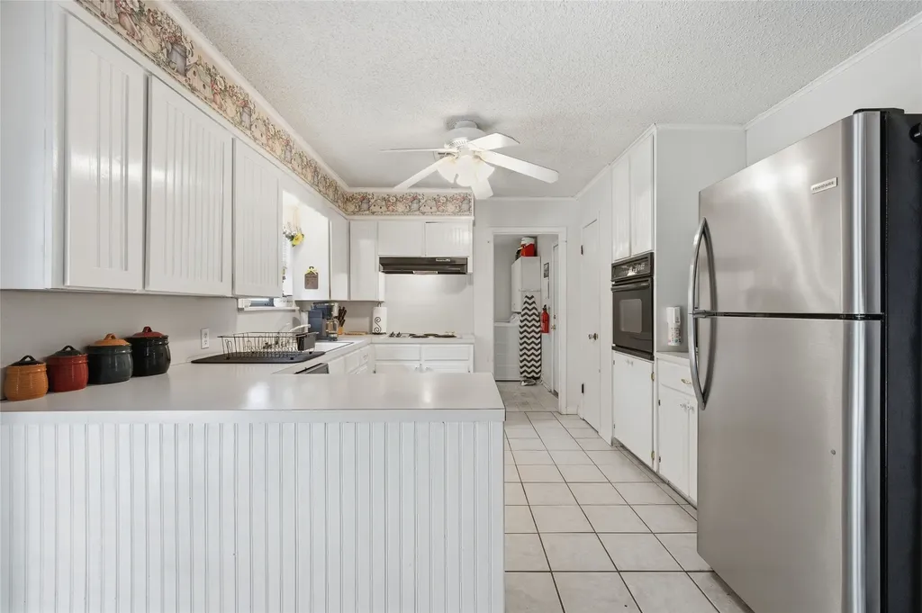 912 W Elizabeth Drive Robinson TX 76706