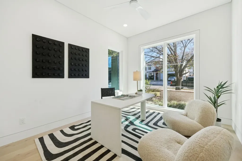 2015 Euclid Avenue Dallas TX 75206