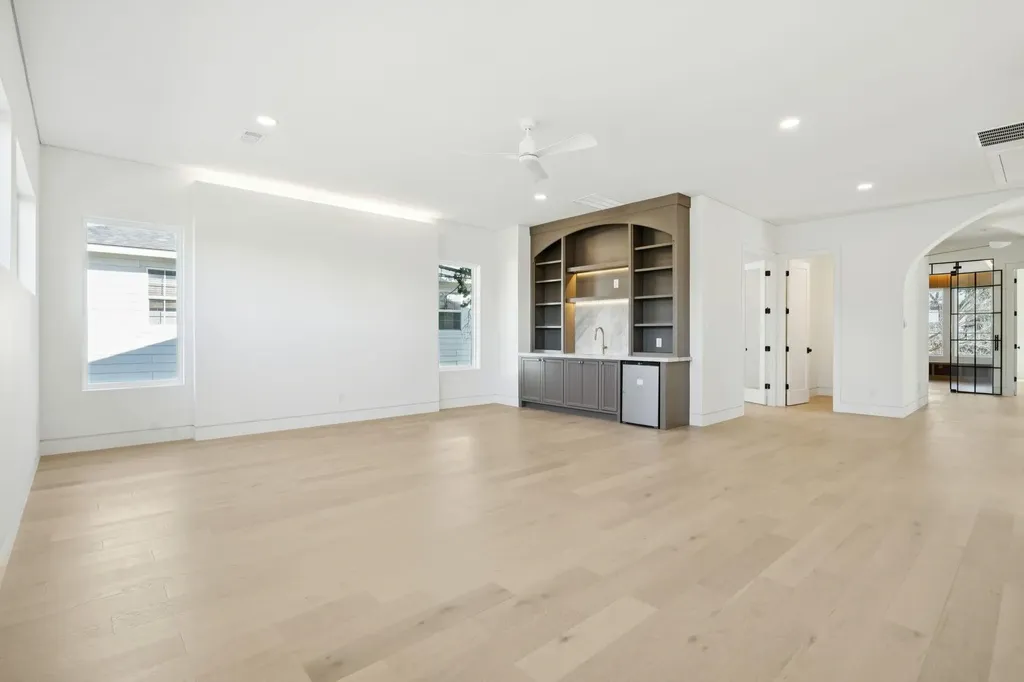 2015 Euclid Avenue Dallas TX 75206