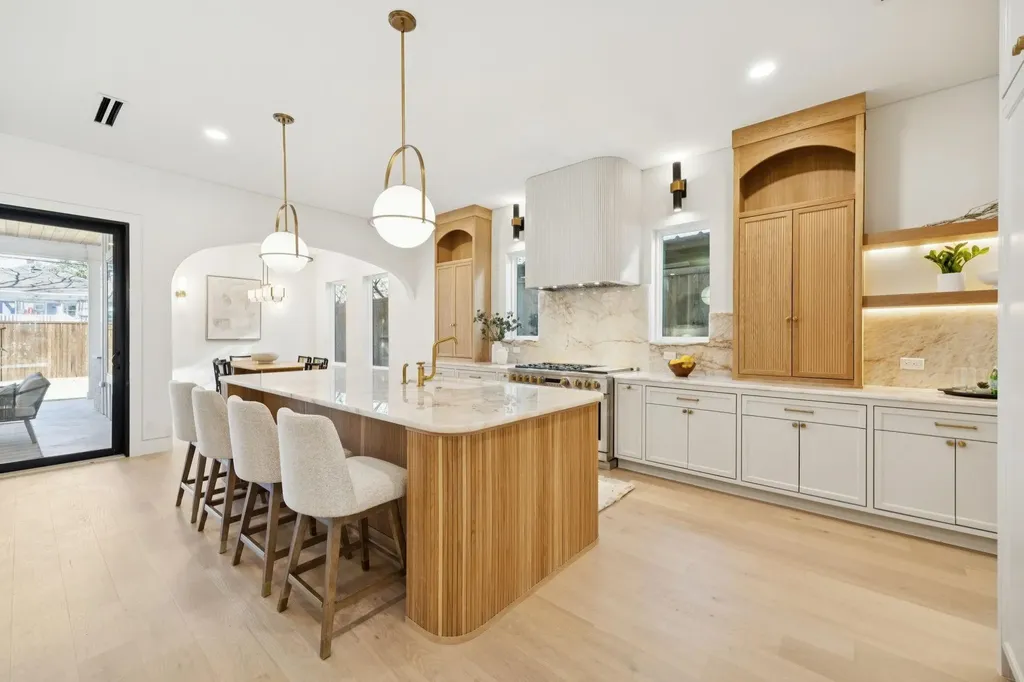 2015 Euclid Avenue Dallas TX 75206