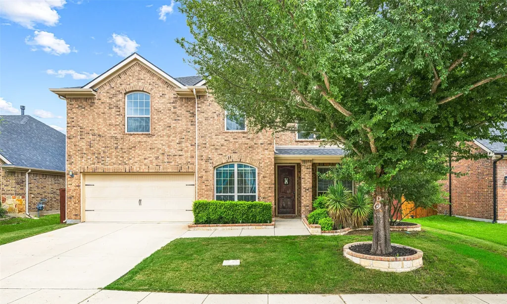 1374 Sandhurst Drive Roanoke TX 76262