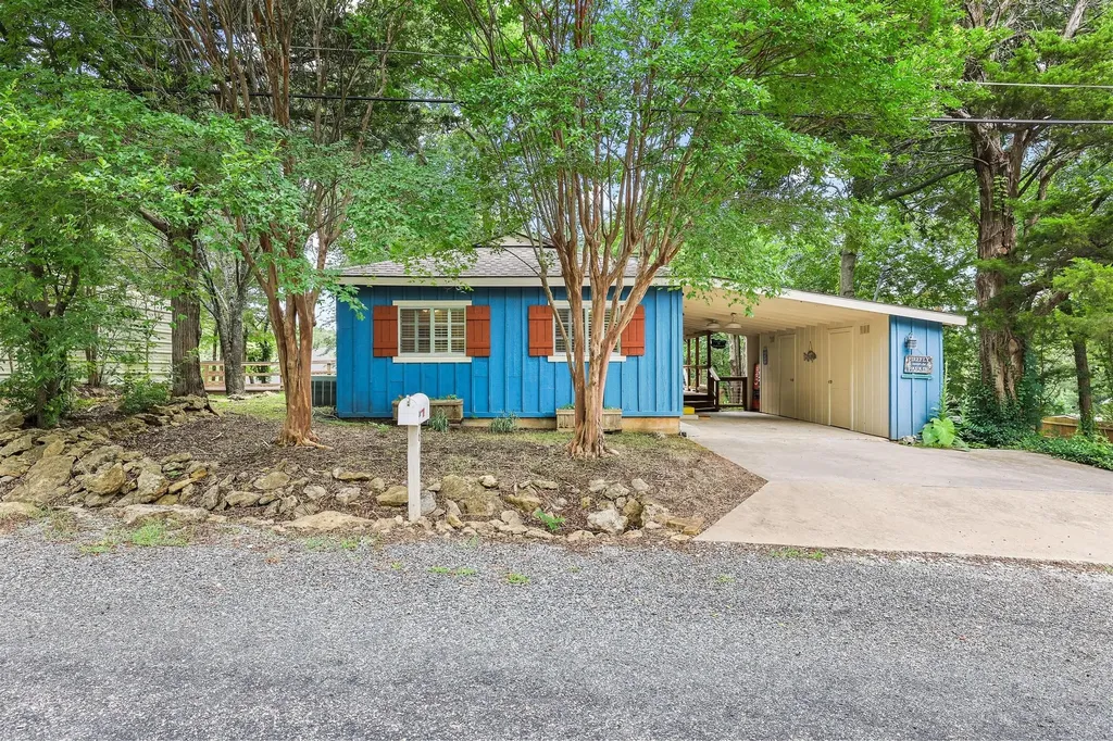 61 Windsor Drive Pottsboro TX 75076