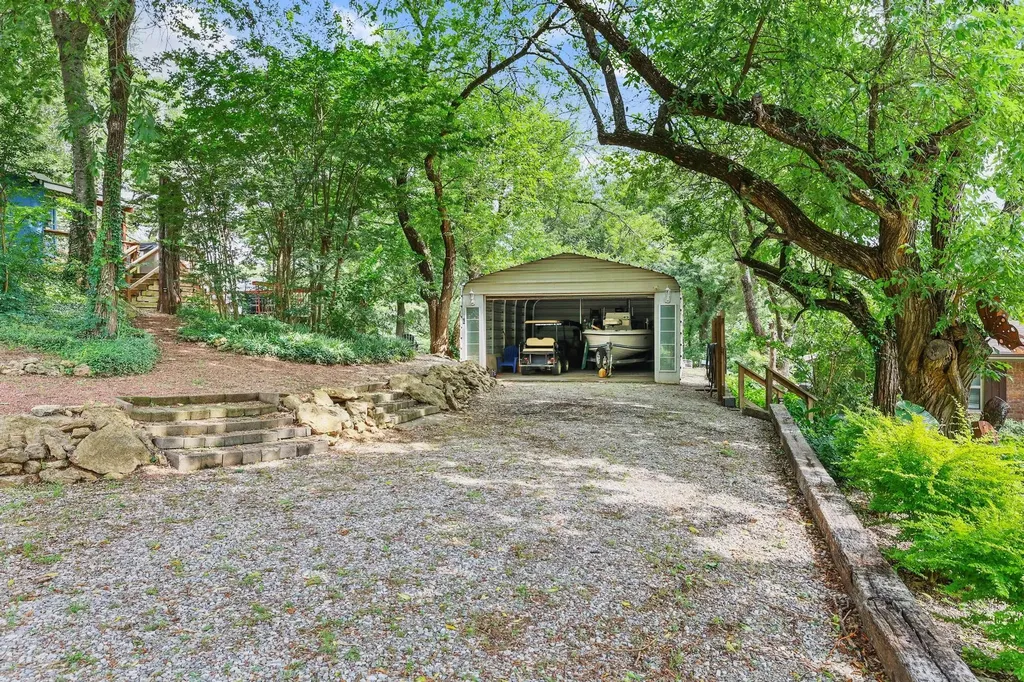 61 Windsor Drive Pottsboro TX 75076