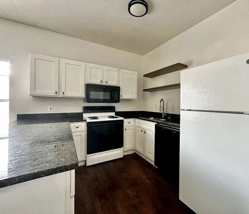 512 Daughtrey Avenue Waco TX 76706