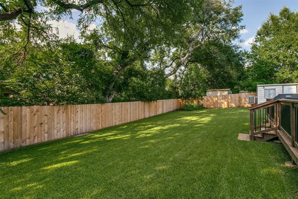 1805 Timbercreek Road Benbrook TX 76126