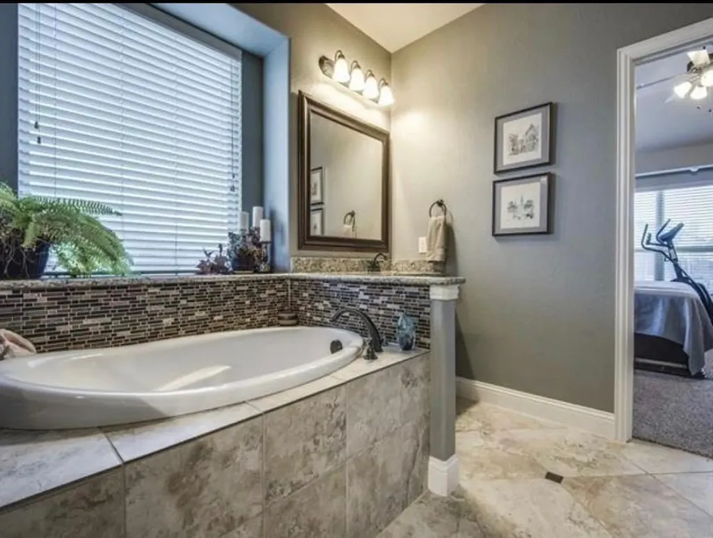 8229 Spitfire Trail Aubrey TX 76227