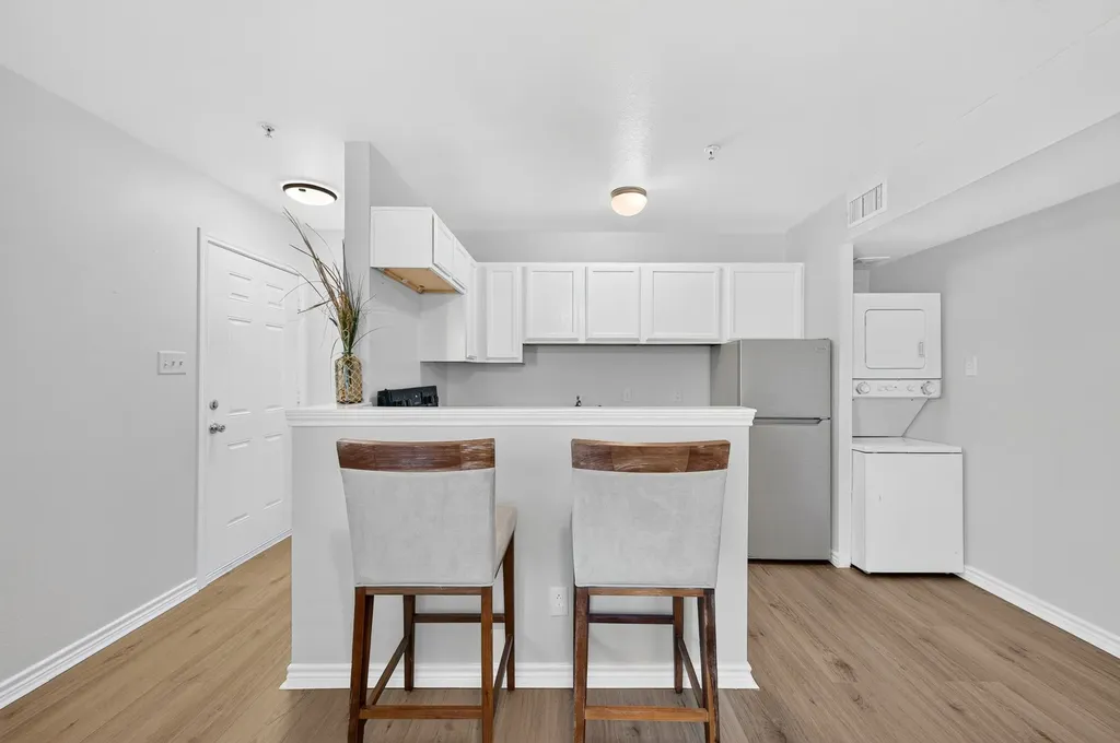 9829 Walnut Street Dallas TX 75243
