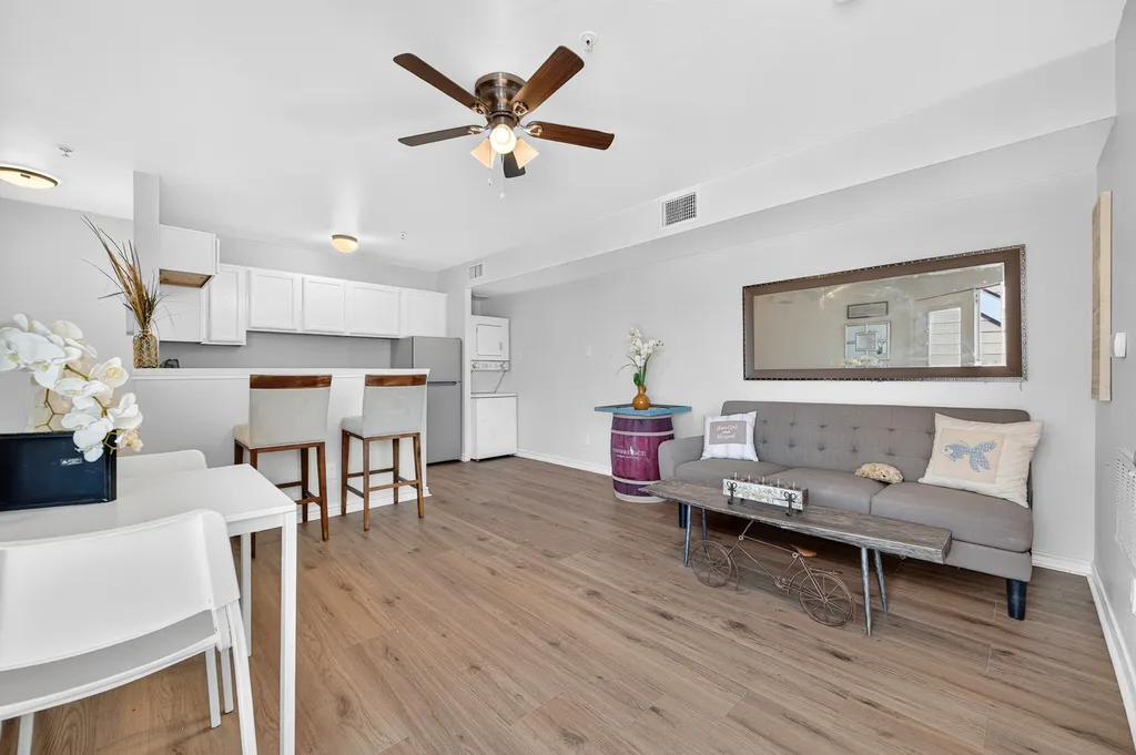 9829 Walnut Street Dallas TX 75243