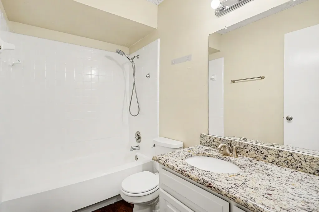 1405 Trammell Drive Benbrook TX 76126