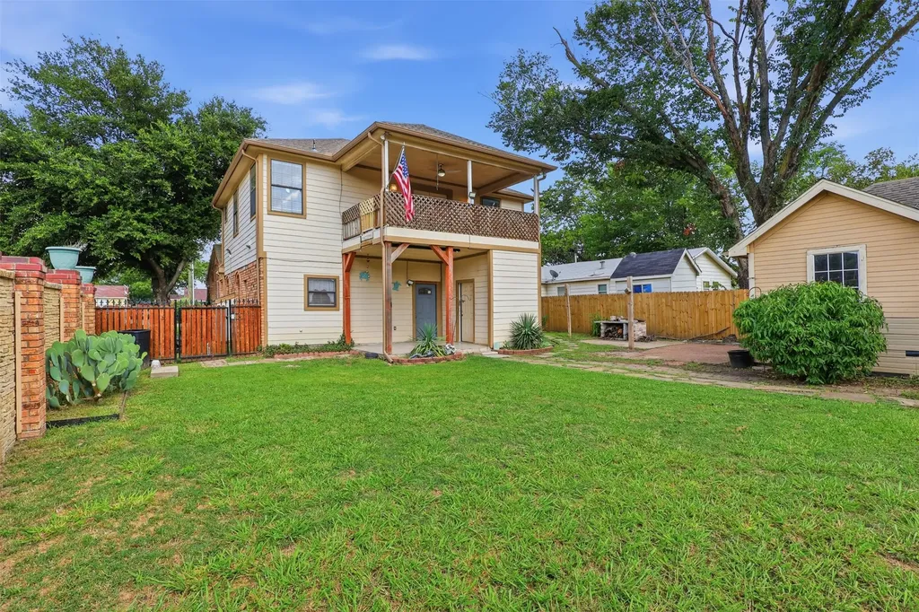 3129 New Haven Street Irving TX 75062