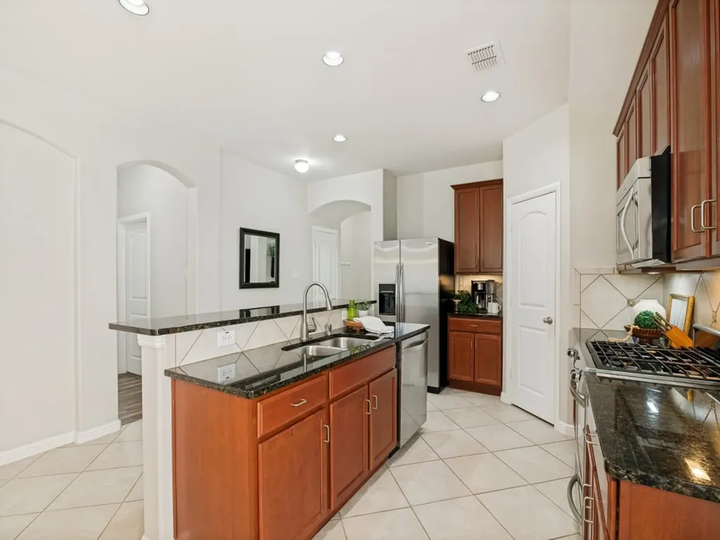 669 Payton Way Fate TX 75087