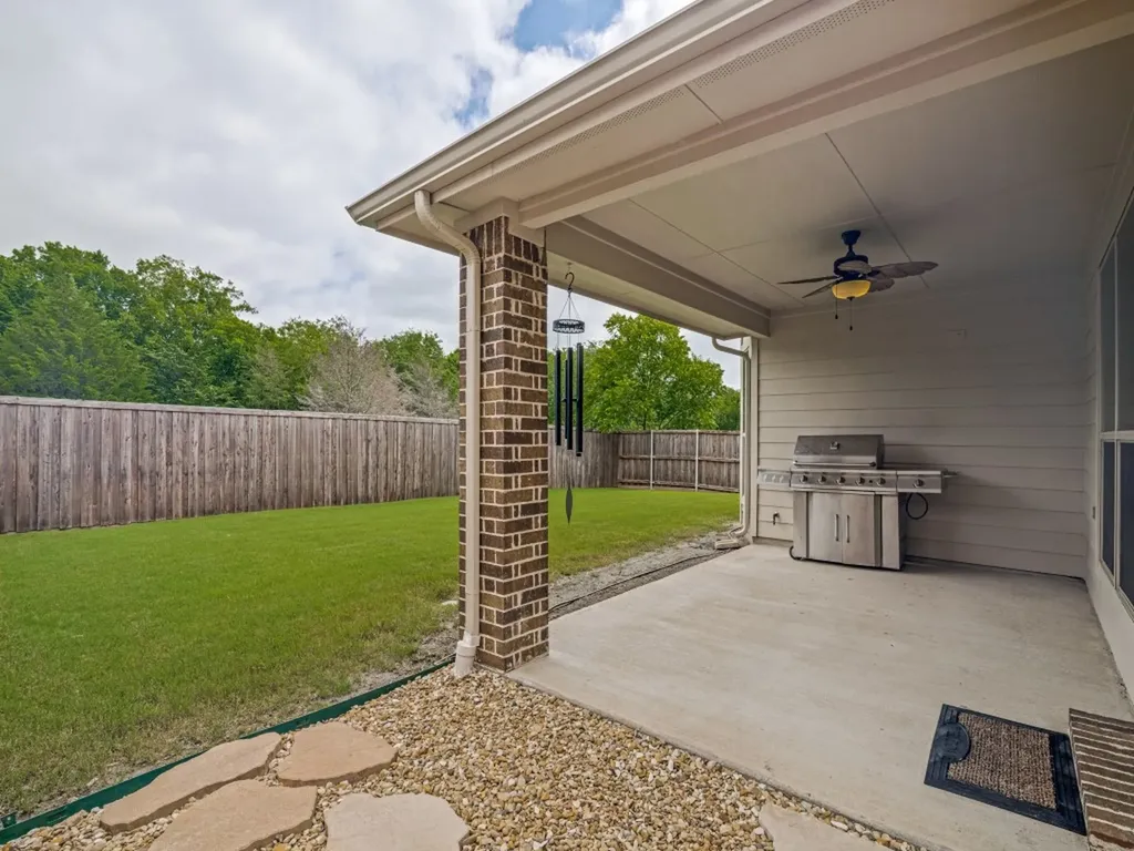669 Payton Way Fate TX 75087