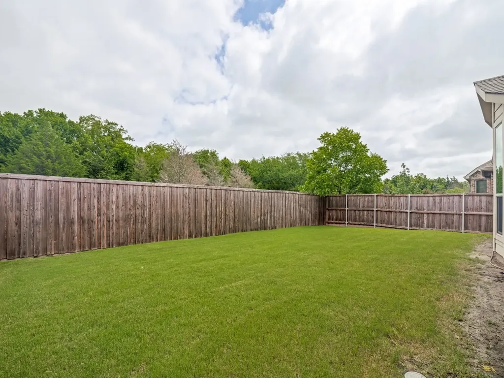 669 Payton Way Fate TX 75087
