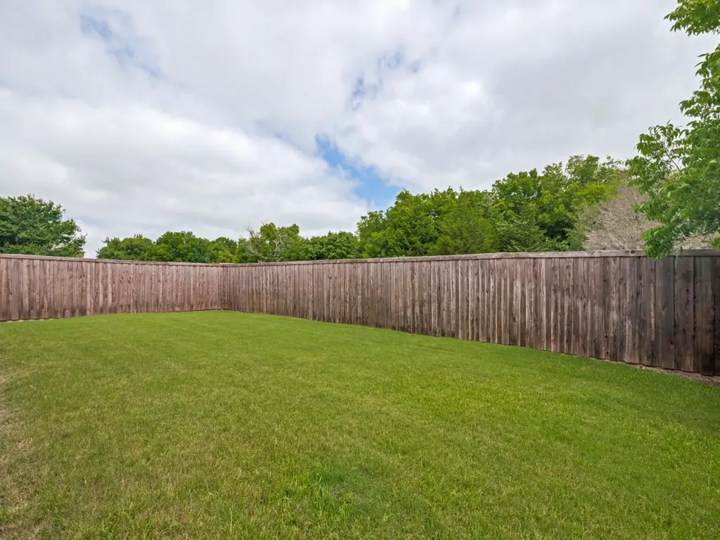 669 Payton Way Fate TX 75087