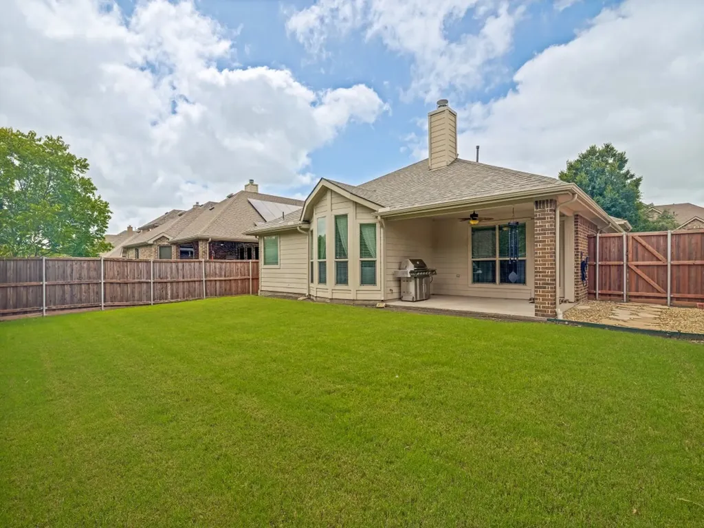 669 Payton Way Fate TX 75087