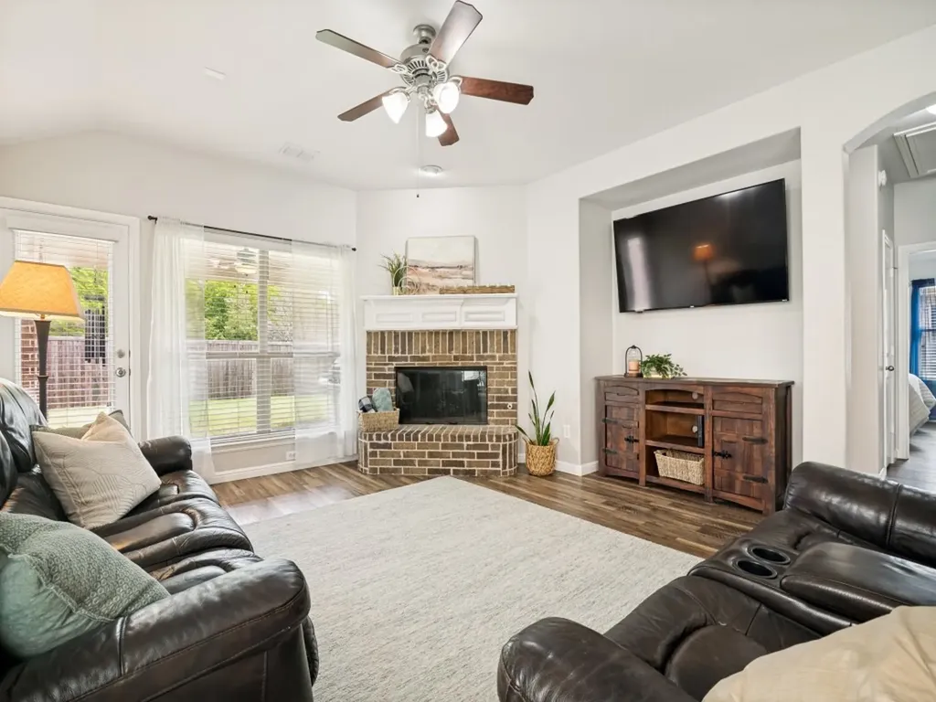669 Payton Way Fate TX 75087