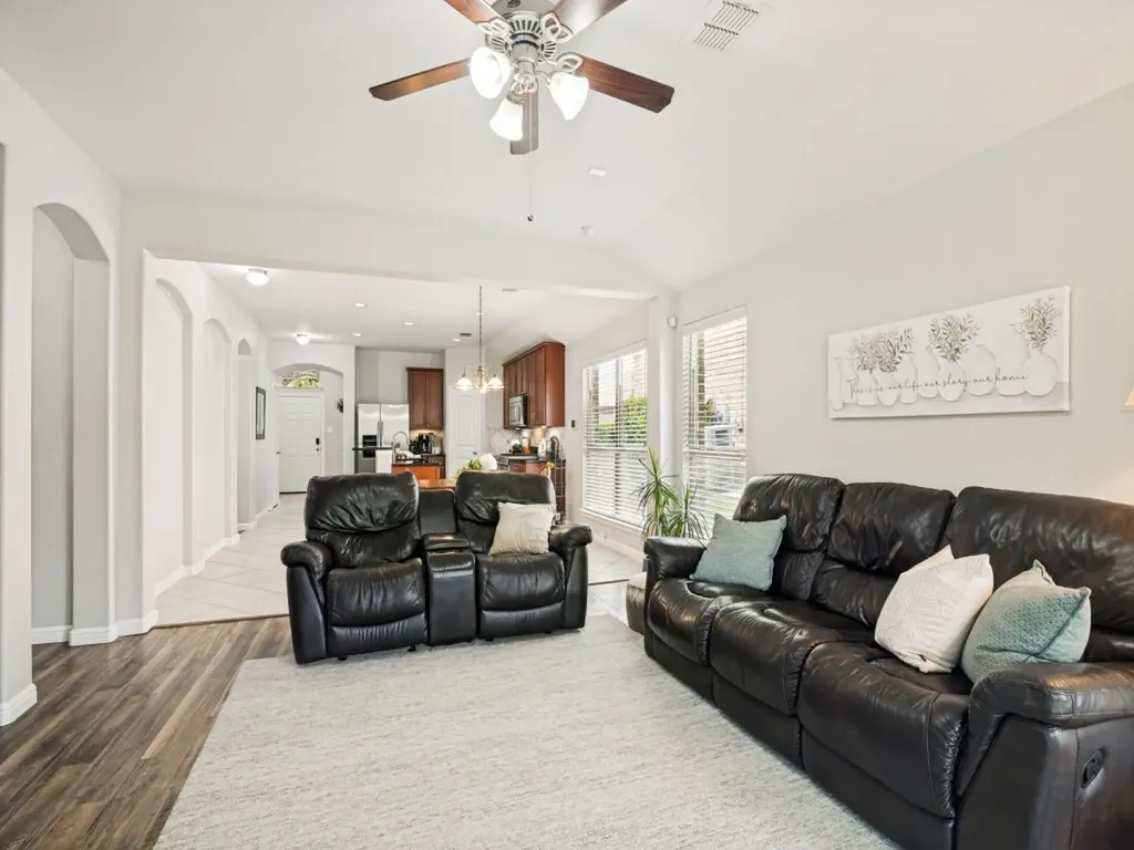 669 Payton Way Fate TX 75087