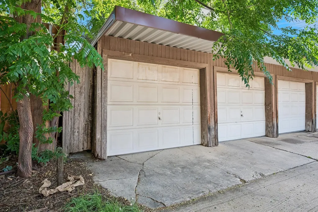 3815 Holland Avenue Dallas TX 75219