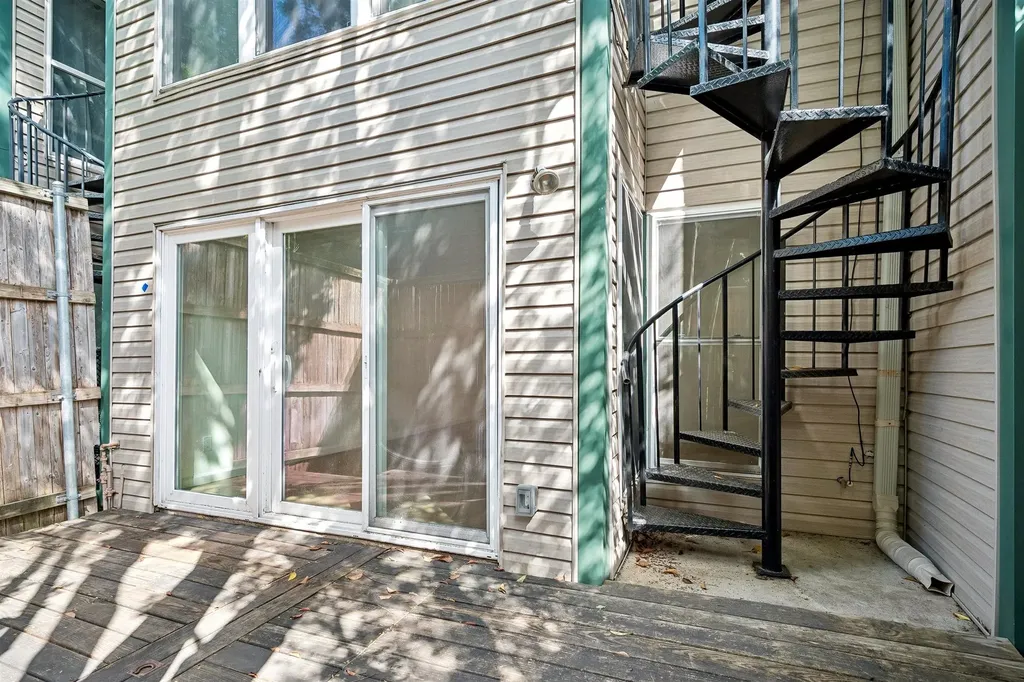 3815 Holland Avenue Dallas TX 75219