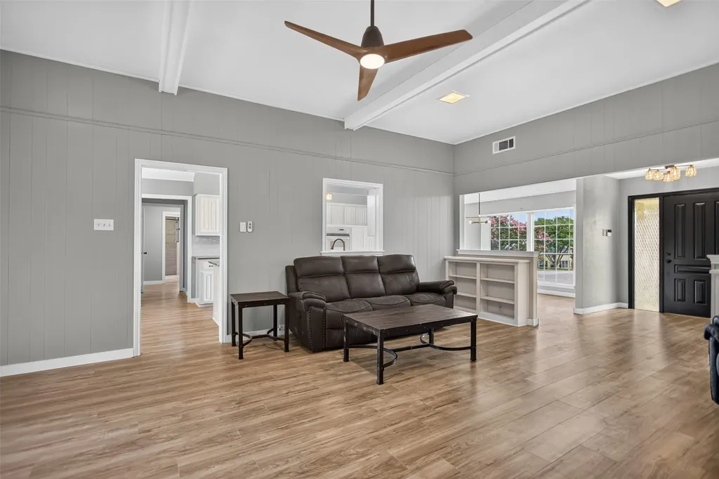 2303 Mccoy Road Carrollton TX 75006