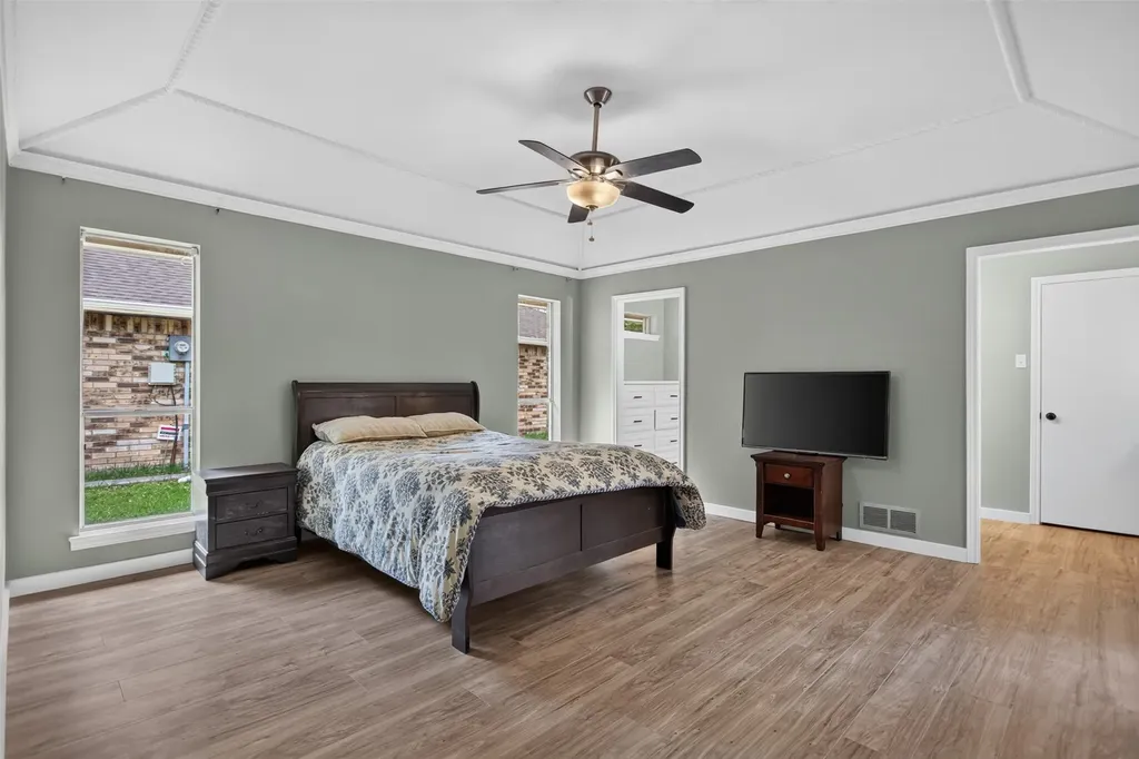 2303 Mccoy Road Carrollton TX 75006