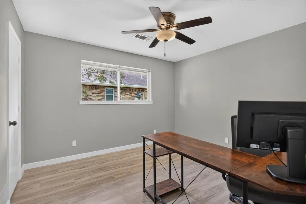 2303 Mccoy Road Carrollton TX 75006